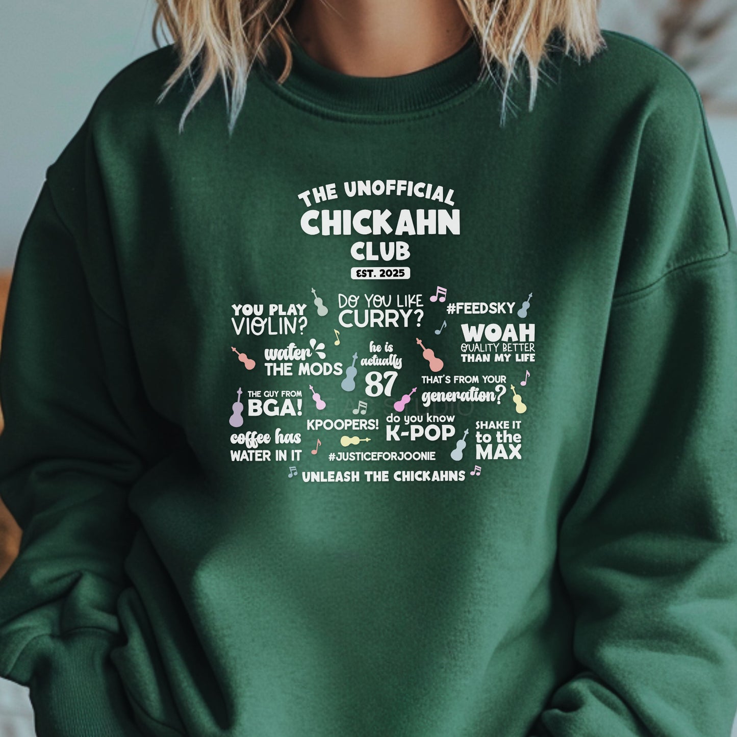 ChickAhn Club Comments Crewneck Sweater